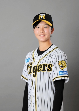 兵庫県出身で履正社高から入団する西本夢生投手兼内野朱（阪神タイガース提供）