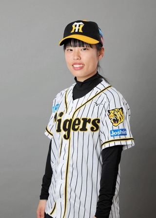神戸弘陵高から入団する伊藤まこと投手（阪神タイガース提供）