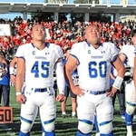 法大に延長タイブレークの末敗れた永井主将（４５）ら関学大の選手たち＝東京・スピアーズえどりくフィールド