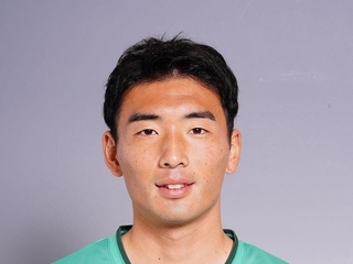高山汐生（Ｃ）Ｊ．ＬＥＡＧＵＥ