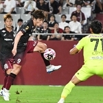 ８月の鳥栖戦で先制ゴールを決める神戸の宮代＝ノエビアスタジアム神戸