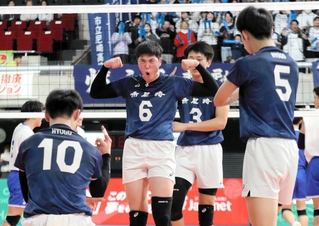 春高バレー 男子の市尼崎が初戦突破 多度津にストレート勝ち