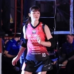 姫路のエースとして存在感を発揮する井上愛里沙＝１０月１９日、姫路市のヴィクトリーナ・ウインク体育館