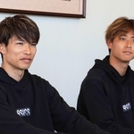 昨季に続いて攻守の要として期待がかかるベテラン扇原（左）と直近の試合で好調ぶりを見せた汰木（撮影・小林良多）