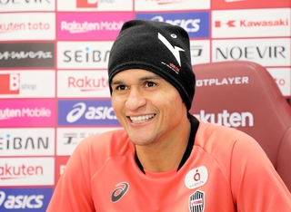 神戸に加入し、低迷からの巻き返しへ意欲を高めるエリキ＝神戸市西区、いぶきの森球技場（©ＶＩＳＳＥＬ　ＫＯＢＥ）