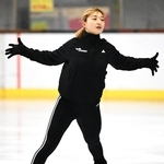 ４連覇を狙う世界選手権に向けた練習を公開した坂本花織＝６日午前、神戸市立ポートアイランドスポーツセンター（撮影・斎藤雅志）