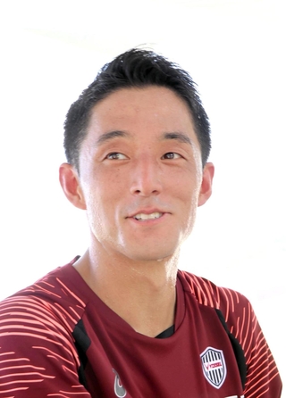 森岡亮太