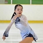 国民スポーツ大会のフィギュア成年女子フリーで、母の手作り衣装で演技する兵庫の籠谷歩未＝１月、ヘルスピア倉敷アイスアリーナ