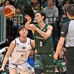 Ｂ２神戸で来季契約が決まり、チーム一筋１５年目を迎える「ミスターストークス」の谷直樹＝４月５日、ジーライオンアリーナ神戸
