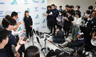 来季限りでの引退を表明したフィギュアスケートの坂本花織選手＝２０日午前、神戸市中央区脇浜海岸通２、シスメックス・コウベアイスキャンパス（撮影・斎藤雅志）