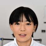 県高校総体陸上の女子８００メートルで２連覇を果たした須磨学園の東はる＝神戸市須磨区、ユニバー記念競技場