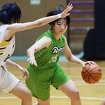 バスケットボール女子決勝・神戸龍谷-三田松聖　攻撃をけん引し、最優秀選手に選ばれた三田松聖の木下（撮影・丸山桃奈）