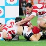 日本-ウェールズ　前半、竹内がトライを決め、８-２１と追い上げる＝ノエビアスタジアム神戸（撮影・中西幸大）