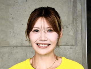 中島ひとみ