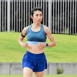 ４度目の世界選手権へ向けて地元で練習に取り組む田中希実＝小野市、小野希望の丘陸上競技場
