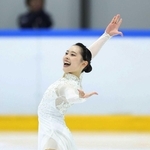 女子ＳＰ　明るい表情でフィニッシュする三宅咲綺（撮影・中田匡峻）