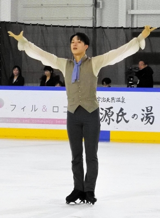 男子フリー　演技を終えた片伊勢武アミン＝木下アカデミー京都アイスアリーナ