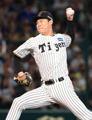 阪神-ＤｅＮＡ　６回から継投でマウンドに上がった及川＝西宮市の甲子園球場（撮影・丸山桃奈）