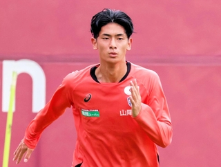 米国修行で一回り成長して帰ってきた神戸の山田海斗＝神戸市西区、いぶきの森球技場