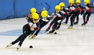 ジュニアＡ女子で３種目全てを大会新で制した中野早稀（６５）