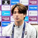 前日会見で勝利への決意を込める神戸の永戸＝中国・上海（©ＶＩＳＳＥＬ　ＫＯＢＥ）