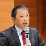 初戦に向けて抱負を語る神戸弘陵の谷純一監督＝大阪市中央区