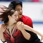 ペア・ＳＰ　演技する三浦璃来（手前）、木原龍一組