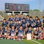 全国大会に向けて意気込む関学のメンバー＝ユニバー記念競技場（撮影・大田将之）