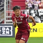 Ｊ２仙台からＪ１神戸への復帰が発表されたＭＦ郷家＝２２年５月、ノエビアスタジアム神戸