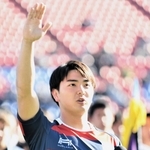 堂々と選手宣誓する関学の西浦章博主将