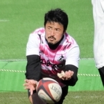 東京ＳＧ戦へ向けて練習する神戸のＳＨ日和佐＝神戸市東灘区のチームグラウンド