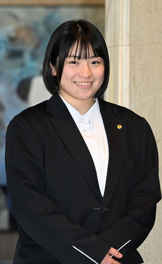 柔道の全国中学校体育大会女子７０キロ級で優勝した田中ひかり