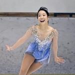 神戸カップのエキシビションで演技する三原舞依＝１４日午後、神戸市中央区港島中町６、ポートアイランドスポーツセンター（撮影・大田将之） 