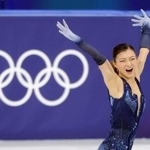 フィギュアスケート団体１日目、会心の演技を見せた坂本花織＝ミラノアイススケートアリーナ（撮影・吉澤敬太）