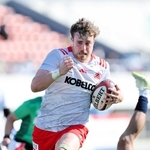 浦安－神戸　後半３０分、相手を振り切ってトライする神戸のコストリー（（Ｃ）ＫＯＢＥＳＴＥＥＬ，ＬＴＤ．）