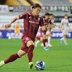 今季リーグ戦で初出場した神戸の飯野＝１日、ノエビアスタジアム神戸