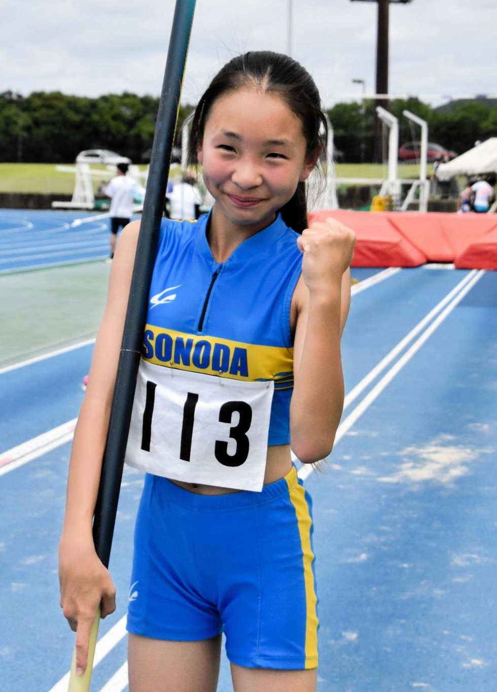 陸上・全国中学通信大会＞女子共通棒高跳びは浜田（園田）、男子共通