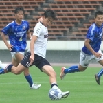 サッカー男子決勝・滝川第二-ＡＩＥ国際　後半、ゴールを決める滝川第二の北村（撮影・鈴木雅之）