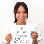 陸上女子走り高跳びを１メートル６３で優勝した平野の森田実寿＝加古川市ＳＨＯＷＡグループ陸上競技場
