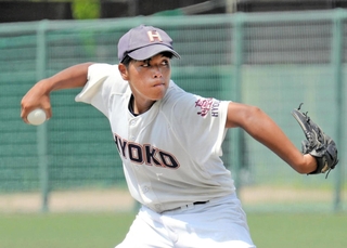 兵庫工を３６年ぶりの頂点に導いたエース川村＝三田市神姫バスキッピー