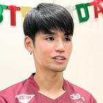 報道陣の質問に答える佐々木＝ノエビアスタジアム神戸