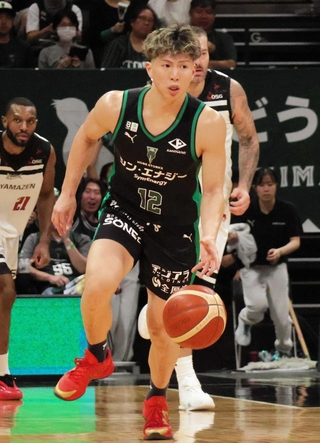 本領発揮へ期待が高まる神戸の木村＝２４日、ジーライオンアリーナ神戸