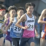 陸上少年男子Ａ５０００メートル決勝　３位に入った兵庫の梅田大陸（２８）＝青森市のカクヒログループアスレチックスタジアム（撮影・大田将之）