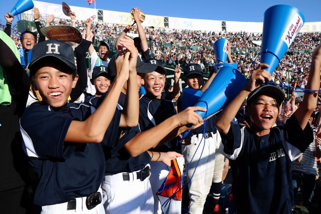 神戸国際大付・谷口 地元・丹波からの応援団歓喜 | 高校野球ニュース