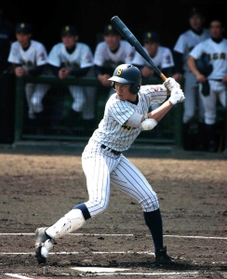 １年生ながら打線をけん引し、注目を集める明石商の来田＝明石トーカロ（撮影・辰巳直之）