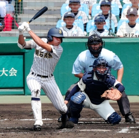 明石商 初陣飾れず 夏の甲子園 18年夏の甲子園 兵庫の高校野球 神戸新聞next