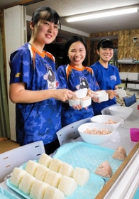 初代 女子マネ 感謝の夏 部員100人支える 神戸国際大付 年夏季県大会 兵庫の高校野球 神戸新聞next 初代 女子マネ 感謝の夏 部員100人支える 神戸国際大付 年夏季県大会 兵庫の高校野球 神戸新聞next