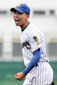 武庫荘総合の上久保、気負わず4安打完封「点数取ってくれて、投げ