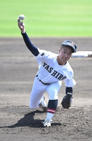 社-須磨翔風　決勝に先発した社の満田＝明石トーカロ（撮影・大田将之）