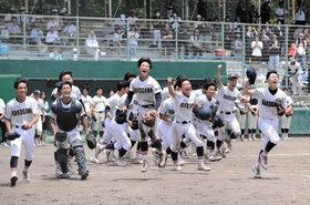 加古川北、積極的な打撃が奏功 洲本実の好投手、六回までに攻略 高校